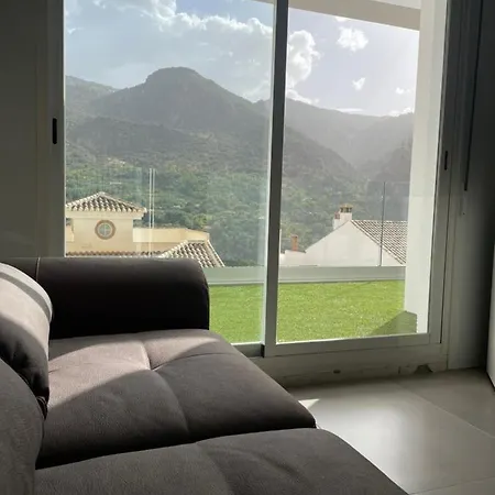 Isabella Apartment Guejar Sierra